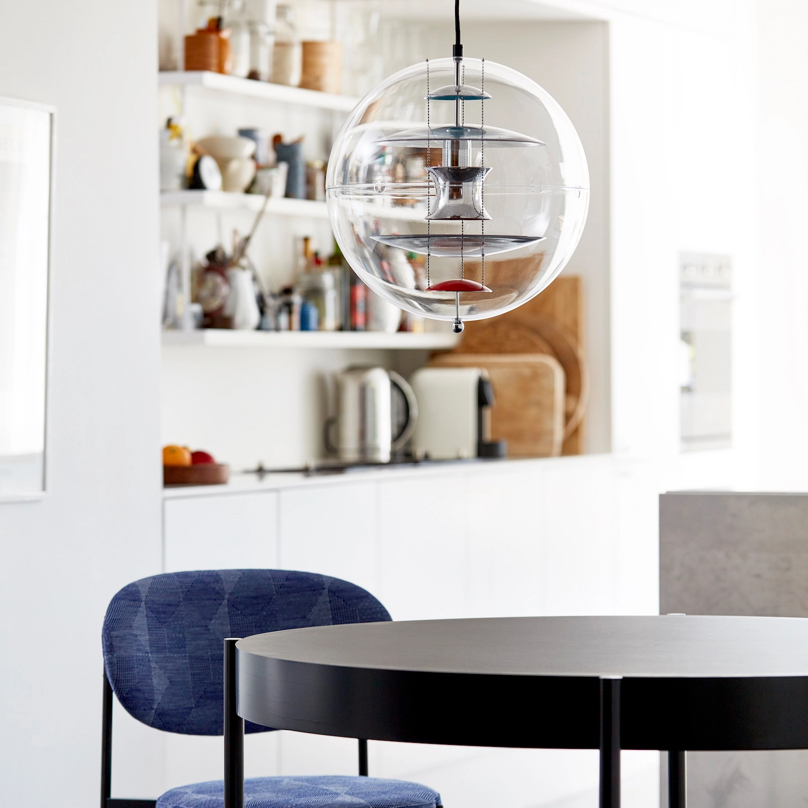 Verpan VP Globe Coloured Glass -kattovalaisin 4 Verpan VP Globe Coloured Glass -kattovalaisin - Image 2