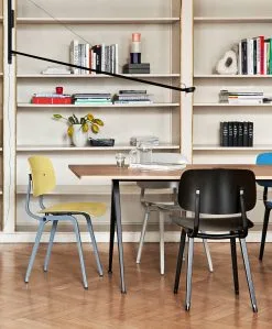 Hay Fifty-Fifty Wall Seinävalaisin -valaistuskauppa 503448 01 8 EnvironmentImage 05a60ff8a3