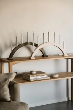 Scandi Living Sky Adventtikynttilänjalka Kaari 41 Cm 13 Scandi Living Sky Adventtikynttilänjalka Kaari 41 Cm -valaistuskauppa 514200 01 13 EnvironmentImage 1b0364ffbc