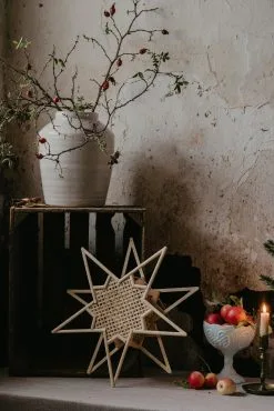 Globen Lighting Karin Adventtitähti Ø45 Cm 10 Globen Lighting Karin Adventtitähti Ø45 Cm -valaistuskauppa 515293 01 6 EnvironmentImage 25b05fb432