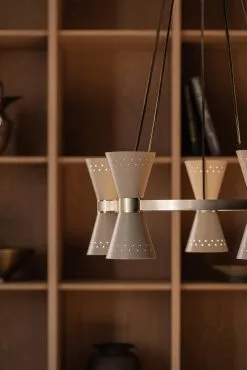 Menu Collector Kattokruunu 5 -valaistuskauppa 570118 01 5 EnvironmentImage 1d8c96e093