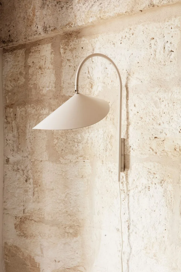 Ferm LIVING Arum Swivel Seinävalaisin 8 Ferm LIVING Arum Swivel Seinävalaisin - Image 6