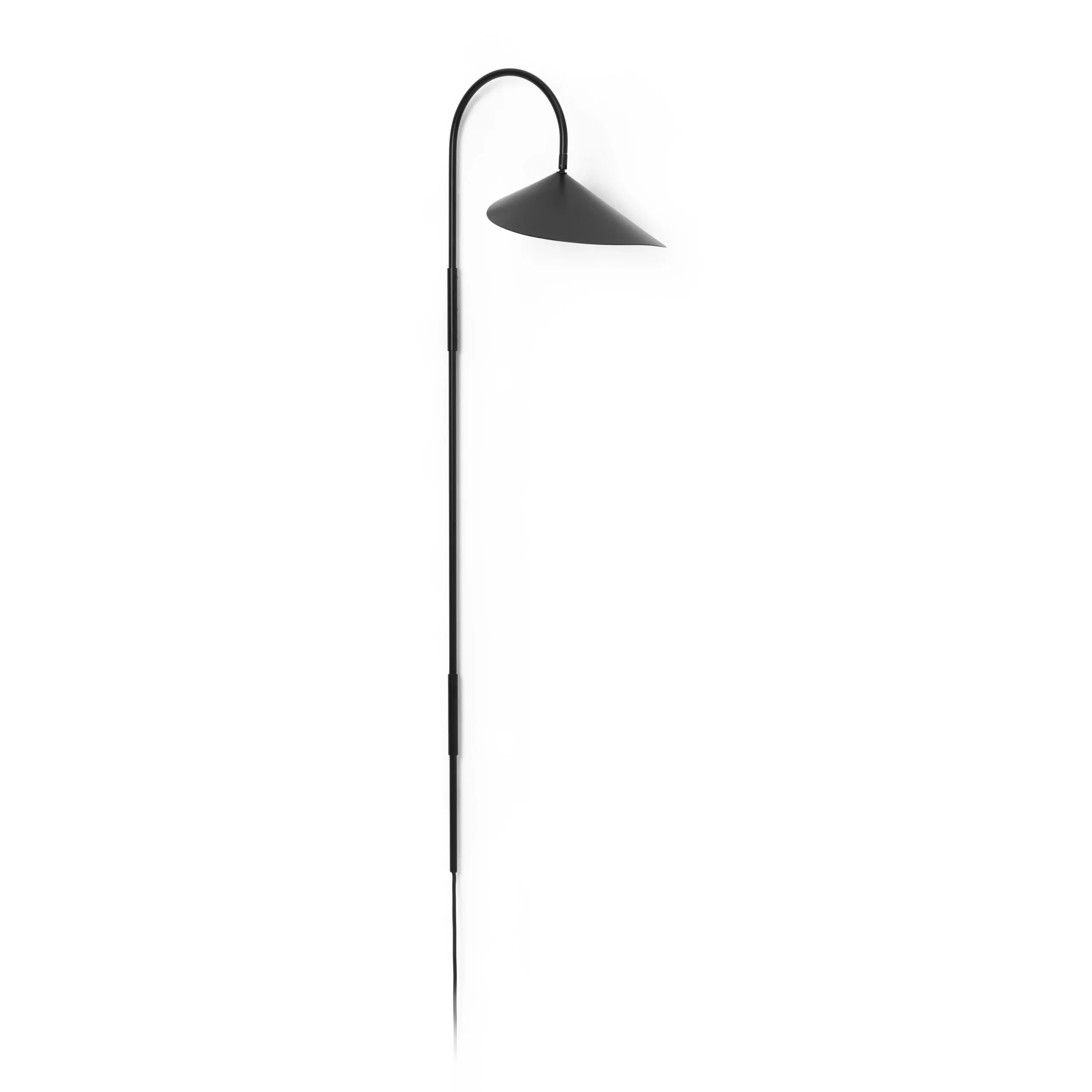 Ferm LIVING Arum Swivel Tall -seinävalaisin 3 Ferm LIVING Arum Swivel Tall -seinävalaisin