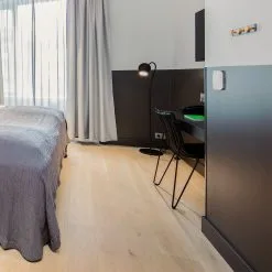 Ateljé Lyktan Ogle Lattiavalaisin 9 Ateljé Lyktan Ogle Lattiavalaisin -valaistuskauppa ogle golv miljo2 5184ed0f6f